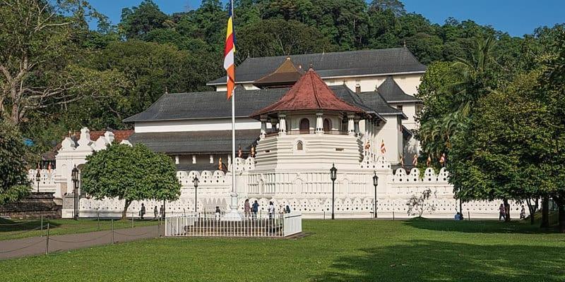 Golden Villa Kandy - "Free Pickup From Kandy " Exterior photo